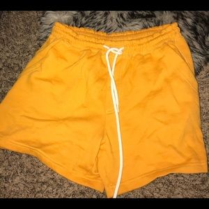 URBAN OUTFITTERS MENS SHORTS
